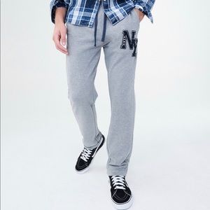 Aero NY Slim Fit Sweatpants